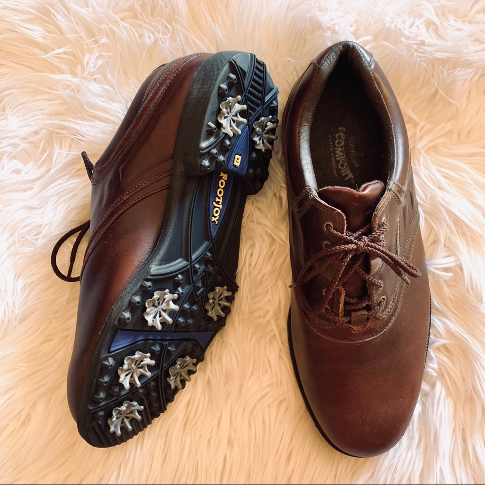 Brand new men’s golf shoes